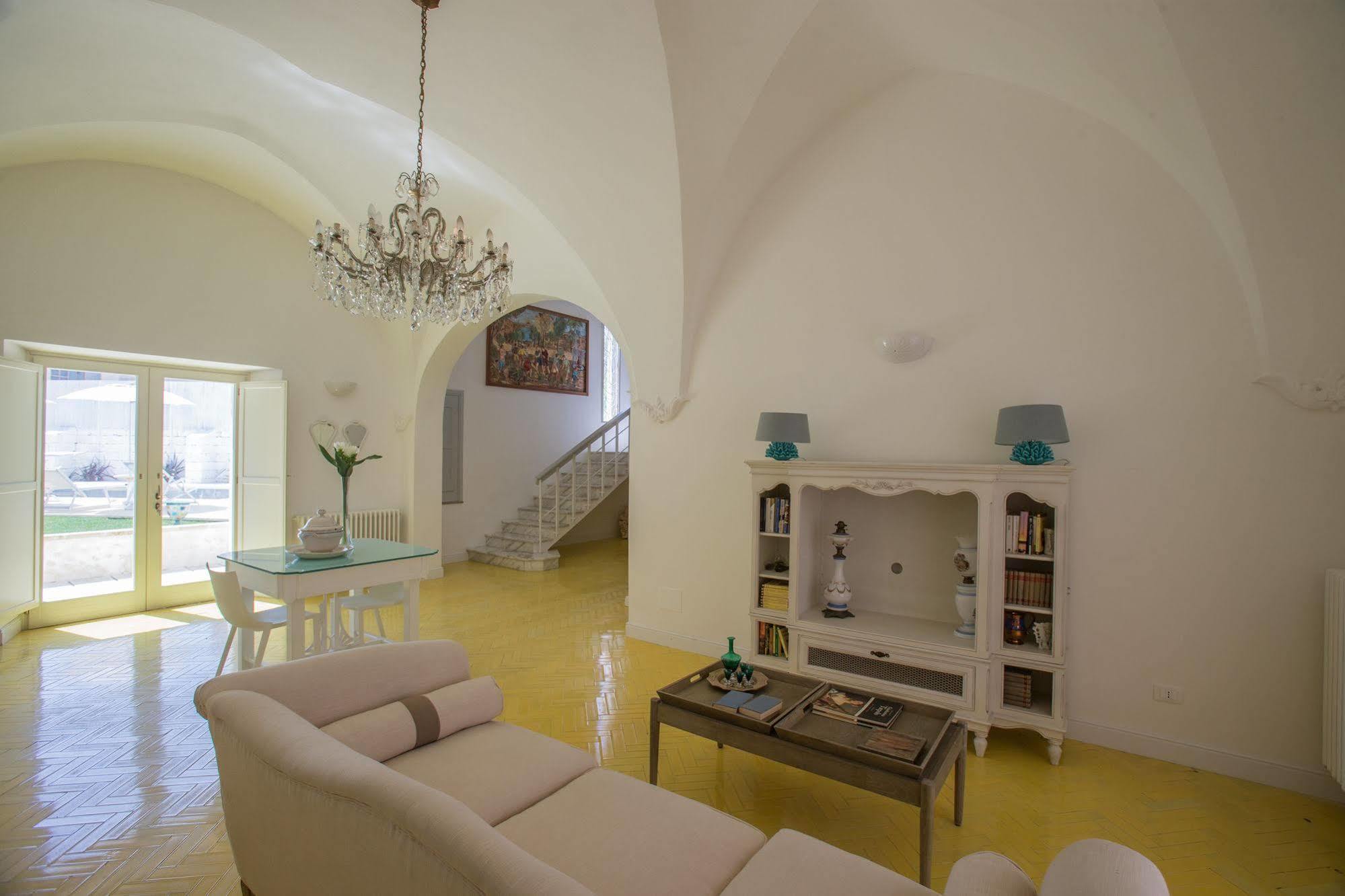 Li Pappi Antico Casale Bed & Breakfast Galatina Dış mekan fotoğraf